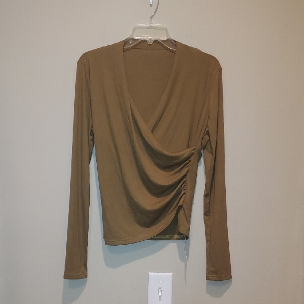 Prettywear Blouse NWT
